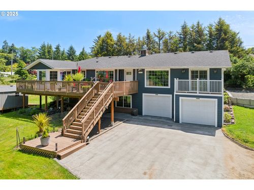 35111 Jefferson Ln, Astoria, OR, 97103-8397 | Card Image