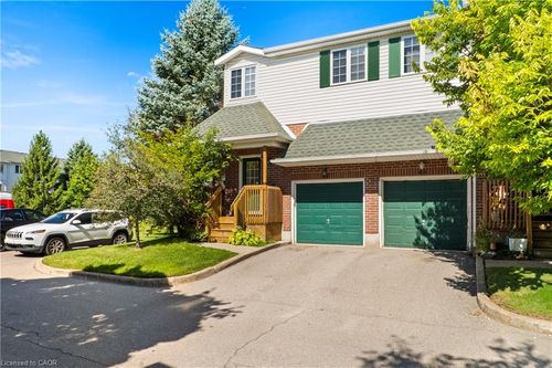 65-42 Green Valley Dr, Kitchener, ON, N2P2J7 | Card Image