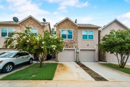 1579 Cozy Dr, Fort Worth, TX, 76120-2201 | Card Image