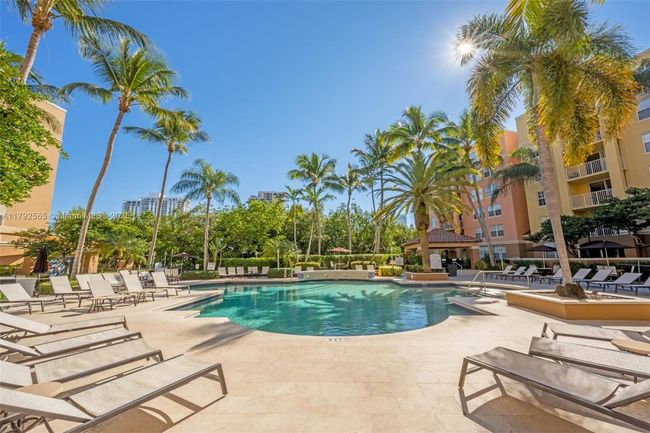 1406 - 19999 E Country Club Dr, Condo with 2 bedrooms, 2 bathrooms and null parking in Aventura FL | Image 30