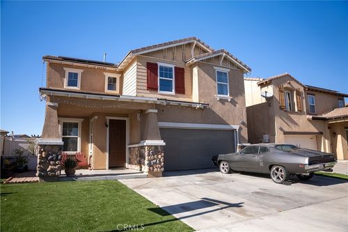 8738 Redondo Ave, Hesperia, CA, 92344-5546 | Card Image