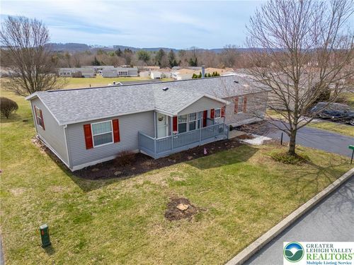 4165 Bunker Hill Ln W, Walnutport, PA, 18088-3001 | Card Image