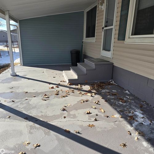 1215 Mabel St, Oskaloosa, IA, 52577-1514 | Card Image