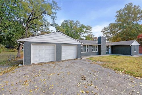 3401 Denton Rd, Independence, MO, 64052-1046 | Card Image