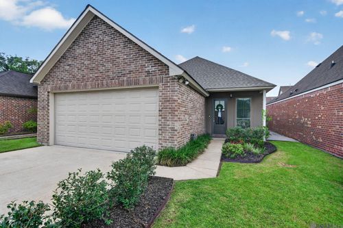 7976 Seville Ct, Baton Rouge, LA, 70820-6520 | Card Image