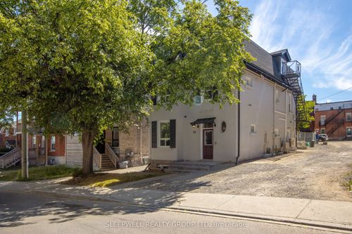 68 Sweetland Ave, Ottawa, ON, K1N7T8 | Card Image