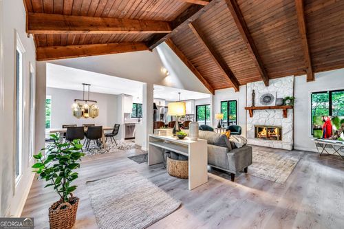 3870 Northpoint Dr, Marietta, GA, 30062-6911 | Card Image