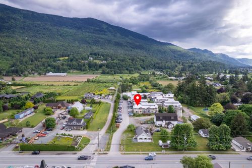 30-42312 Yarrow Central Rd, Chilliwack, BC, V2R5E2 | Card Image