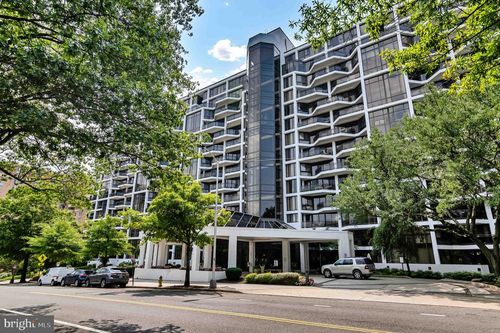 apt-715-1530 Key Blvd, ARLINGTON, VA, 22209-1539 | Card Image