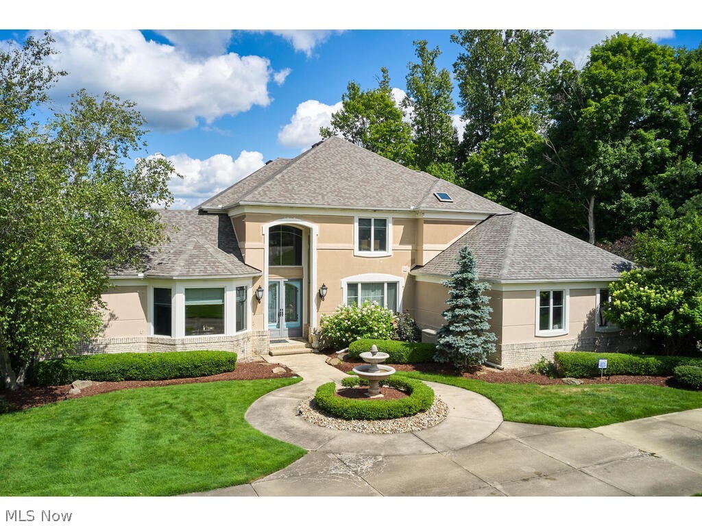 Heatherleigh Dr, Akron, OH 44333
