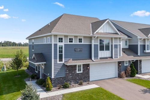 unit-d-10911 Zest St Ne, Blaine, MN, 55449-7477 | Card Image