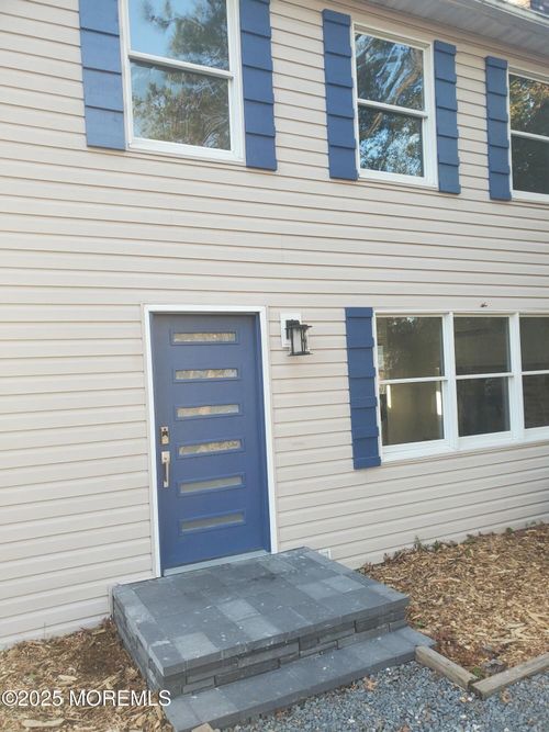 58 Flipper Ave, Manahawkin, NJ, 08050-1829 | Card Image