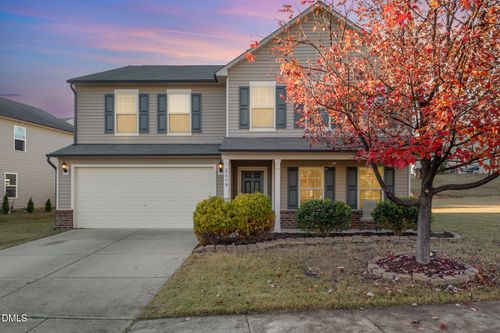 2609 Averon Dr, Fuquay-Varina, NC, 27526-5715 | Card Image
