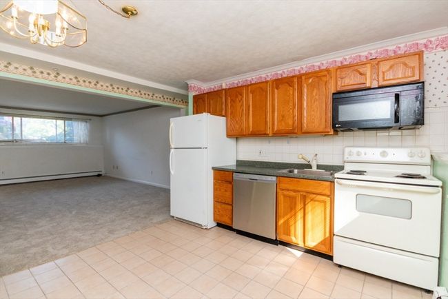 APT-1 - 3 Endicott St, Condo with 1 bedrooms, 1 bathrooms and 2 parking in Norwood MA | Image 7