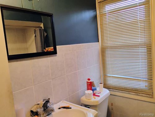 13346 Fisk Ave, Warren, MI, 48089-3260 | Card Image