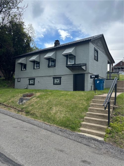 2622 Jordan Ave, Penn Hills, PA, 15235-3625 | Card Image