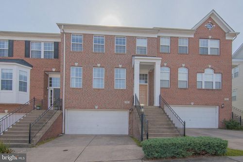 836 Revelstore Ter Ne, LEESBURG, VA, 20176-3657 | Card Image