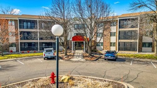 105a-3150 Glen Oaks Ave, White Bear Lake, MN, 55110-5670 | Card Image