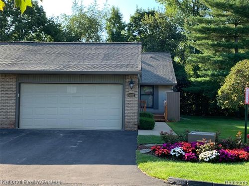 14112 Meadow Hill Ln, Plymouth, MI, 48170-3172 | Card Image
