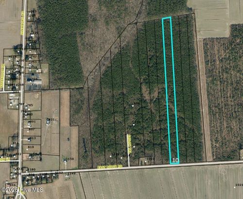 10 E Ridge Rd, Shawboro, NC, 27973-9731 | Card Image