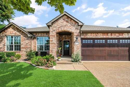 604 Peterhouse Dr, McKinney, TX, 75071-8099 | Card Image