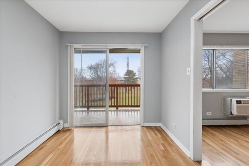 206-726 Dempster Street, Mount Prospect, IL, 60056 | Card Image