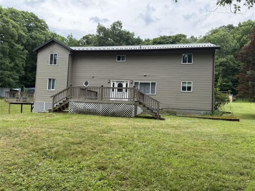 884 Valley Rd, Polk, PA, 16342-3724 | Card Image