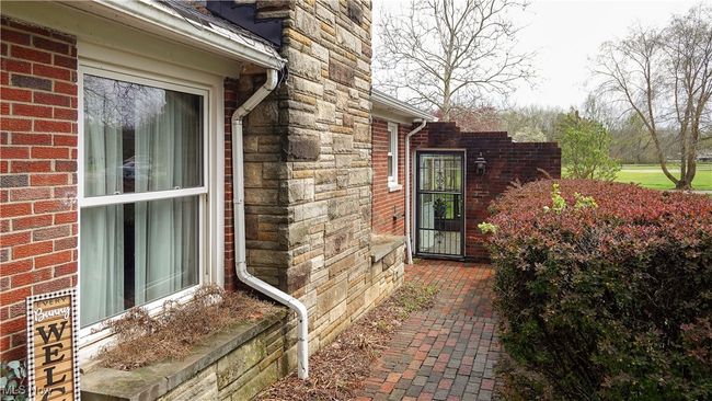 1099 E Garfield Rd, House other with 3 bedrooms, 2 bathrooms and null parking in Aurora OH | Image 28