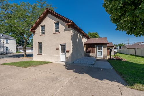 239 3rd Avenue W, Shakopee, MN, 55379 | Card Image