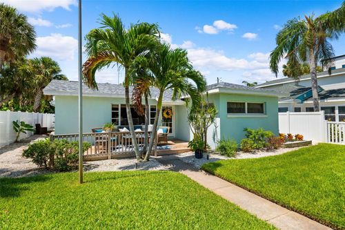 106 13th Ave, ST PETE BEACH, FL, 33706-4207 | Card Image