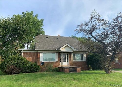 43300 N Interstate 94 Service Dr, Van Buren Twp, MI, 48111-4826 | Card Image