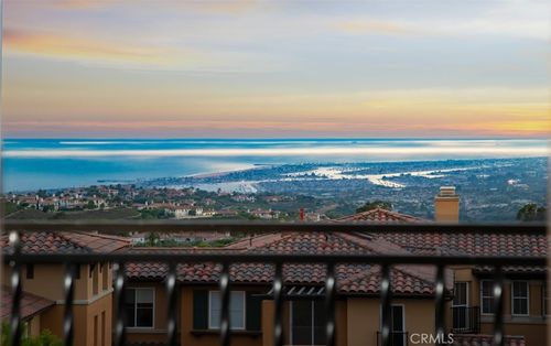 7 Suprema Dr, Newport Coast, CA, 92657-1512 | Card Image