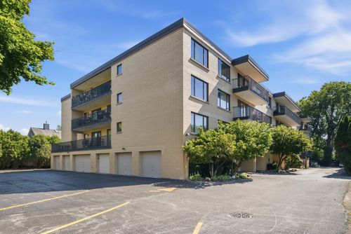 3e-1534 Mcdaniels Ave, Highland Park, IL, 60035-3600 | Card Image