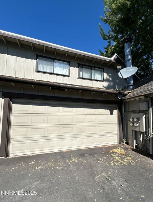 1706 London Cir, Sparks, NV, 89431-1915 | Card Image