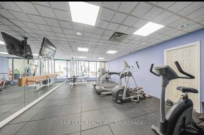 2505 - 8 Lisa St, Condo with 2 bedrooms, 2 bathrooms and 2 parking in Brampton ON | Image 13