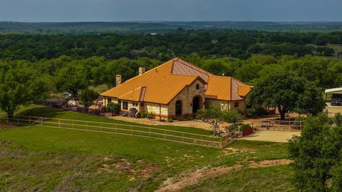 587 County Road 105, Hamilton, TX, 76531-4059 | Card Image
