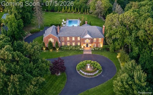 4885 N Harsdale Rd, Bloomfield Hills, MI, 48302-2412 | Card Image
