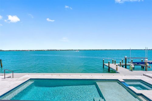 487 Meadow Lark Dr, SARASOTA, FL, 34236 | Card Image