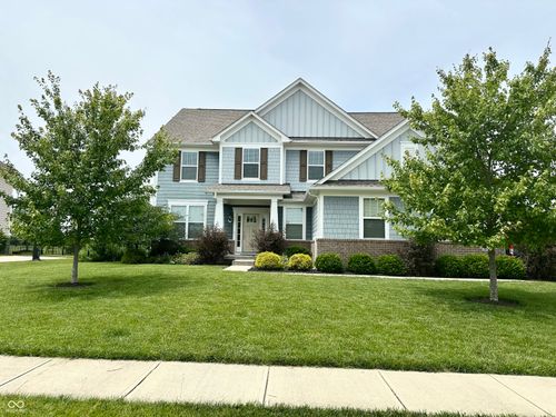 8752 Windpointe Pass, Zionsville, IN, 46077-8160 | Card Image