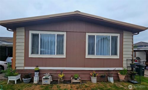 29-1114 29th Street Pl Nw, Puyallup, WA, 98371-3520 | Card Image