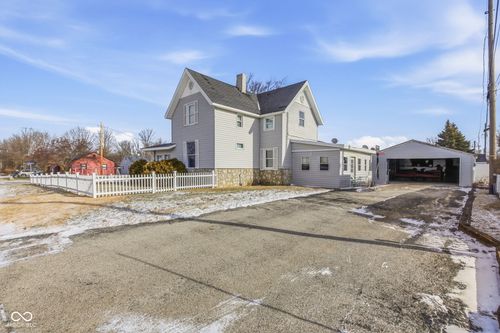 501 Elmwood Dr, Frankfort, IN, 46041-3432 | Card Image