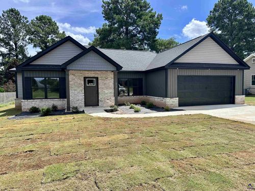 213 Lydia Dr, Bonaire, GA, 31005-3691 | Card Image