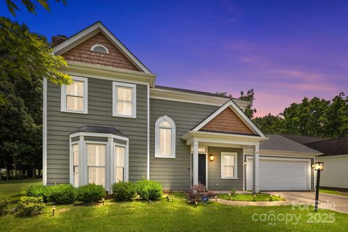 9121 Four Acre Ct, Charlotte, NC, 28210-7900 | Card Image