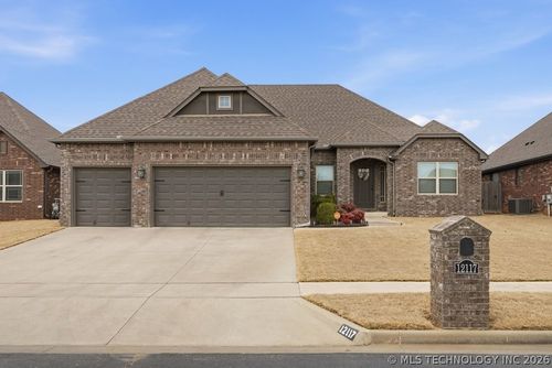 12117 69th St, Owasso, OK, 74055-3629 | Card Image