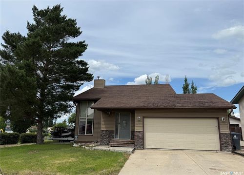 15 O'Connor Cres, Kindersley, SK, S0L1S1 | Card Image