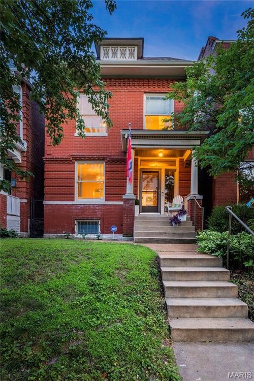 4142 Cleveland Ave, Saint Louis, MO, 63110-3923 | Card Image