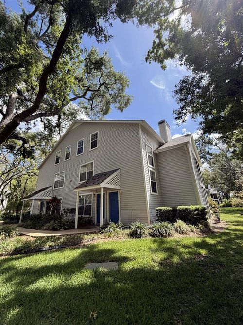 614-3156 Valley Oaks Drive, Tampa, FL, 33618 | Card Image