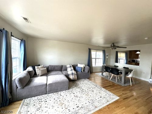 178 Front St, Elizabethport, NJ, 07206-2857 | Card Image