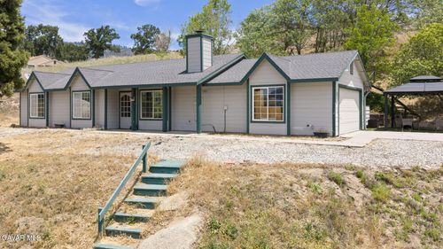 23500 Lakeview Drive, Tehachapi, CA, 93561 | Card Image