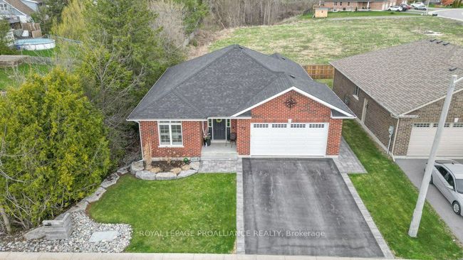 32 Aberdeen St, House other with 4 bedrooms, 3 bathrooms and 2 parking in Stirling ON | Image 5